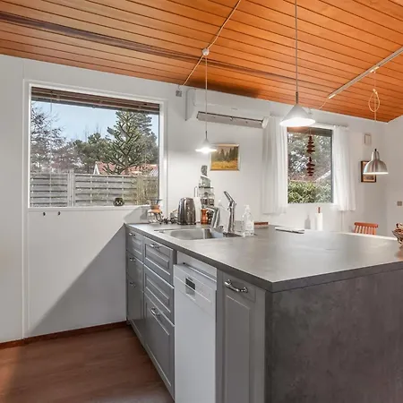 Odstanus - 575m From The Sea By Interhome Bøtø By